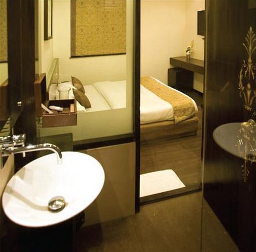Jc Hotel 3*