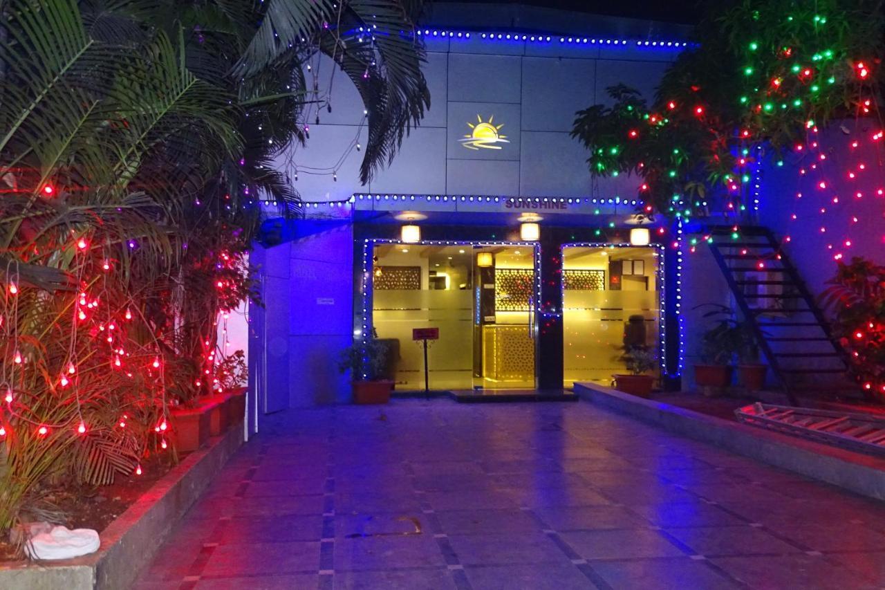 Sunshine Airport Hotel 3*