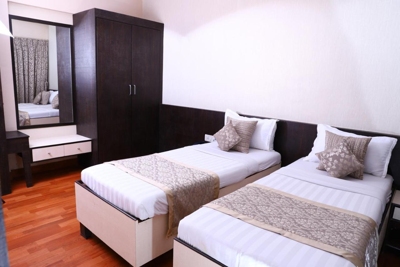 Hotel Bharat Avenue 3*