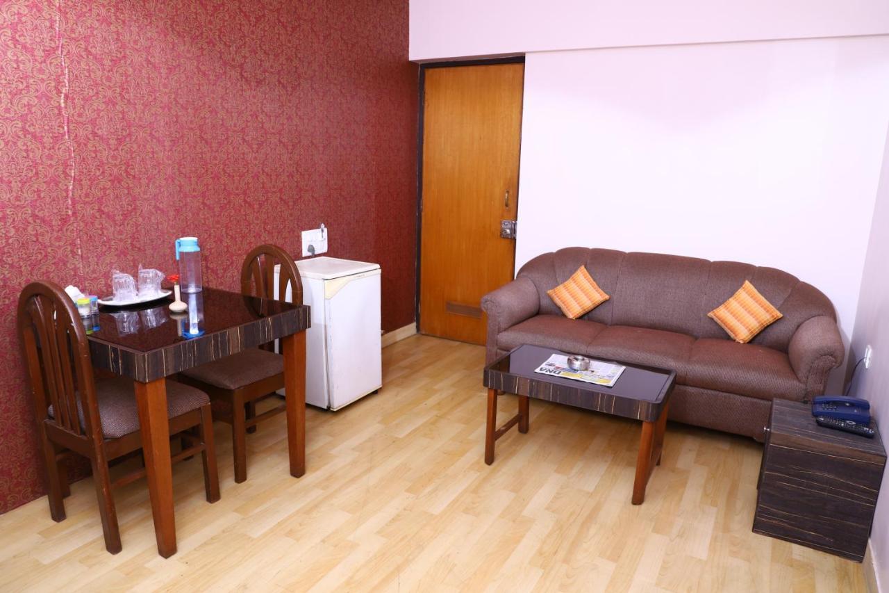Hotel Bharat Avenue 3*