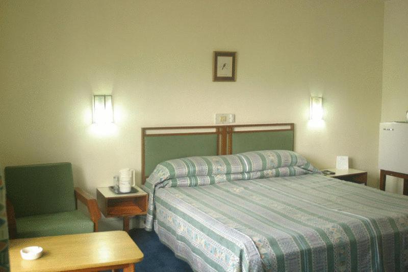 Ritz 3* Mumbai