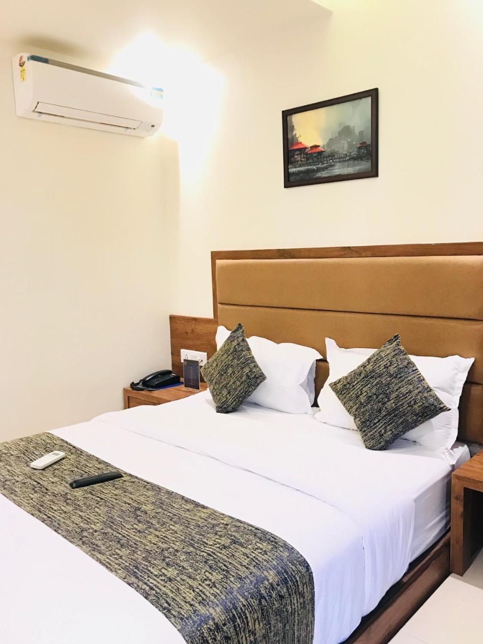 West Blue 3* Mumbai