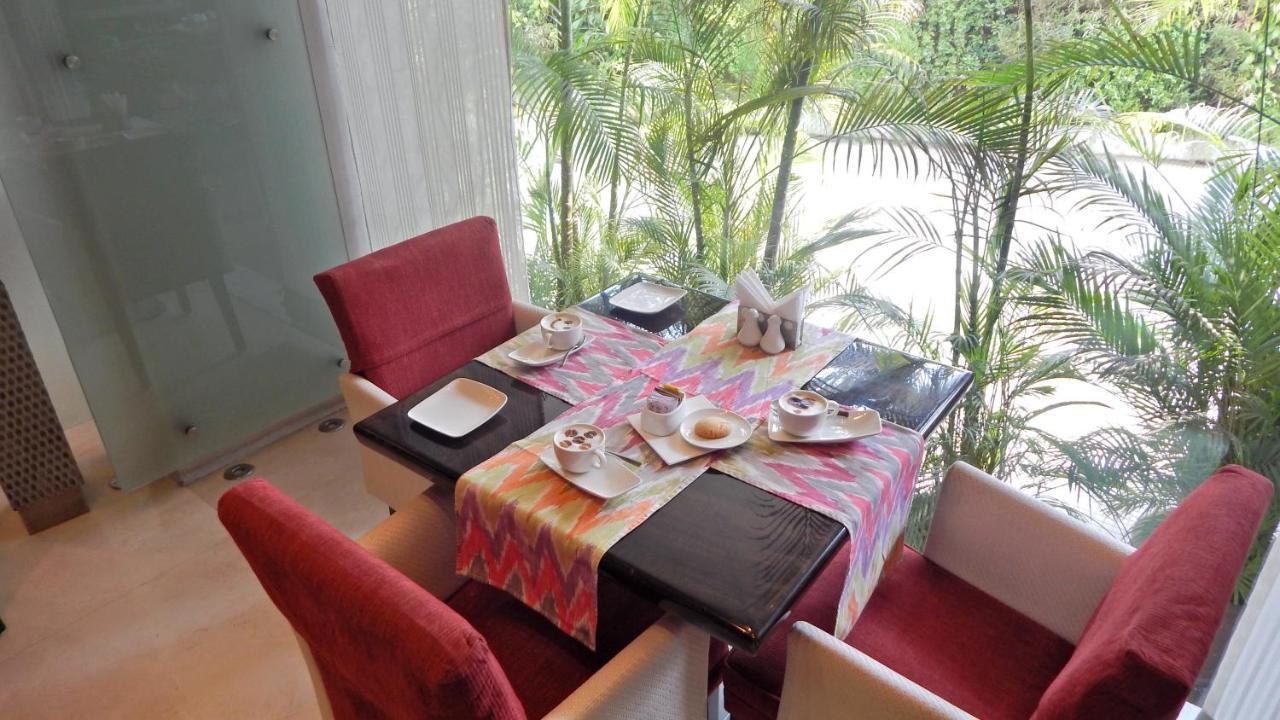 Mirage Hotel, International Airport Hotel 4*