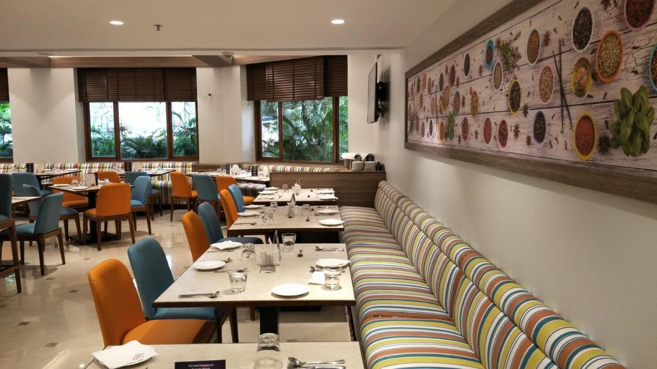 Hotel The & Powai 4*