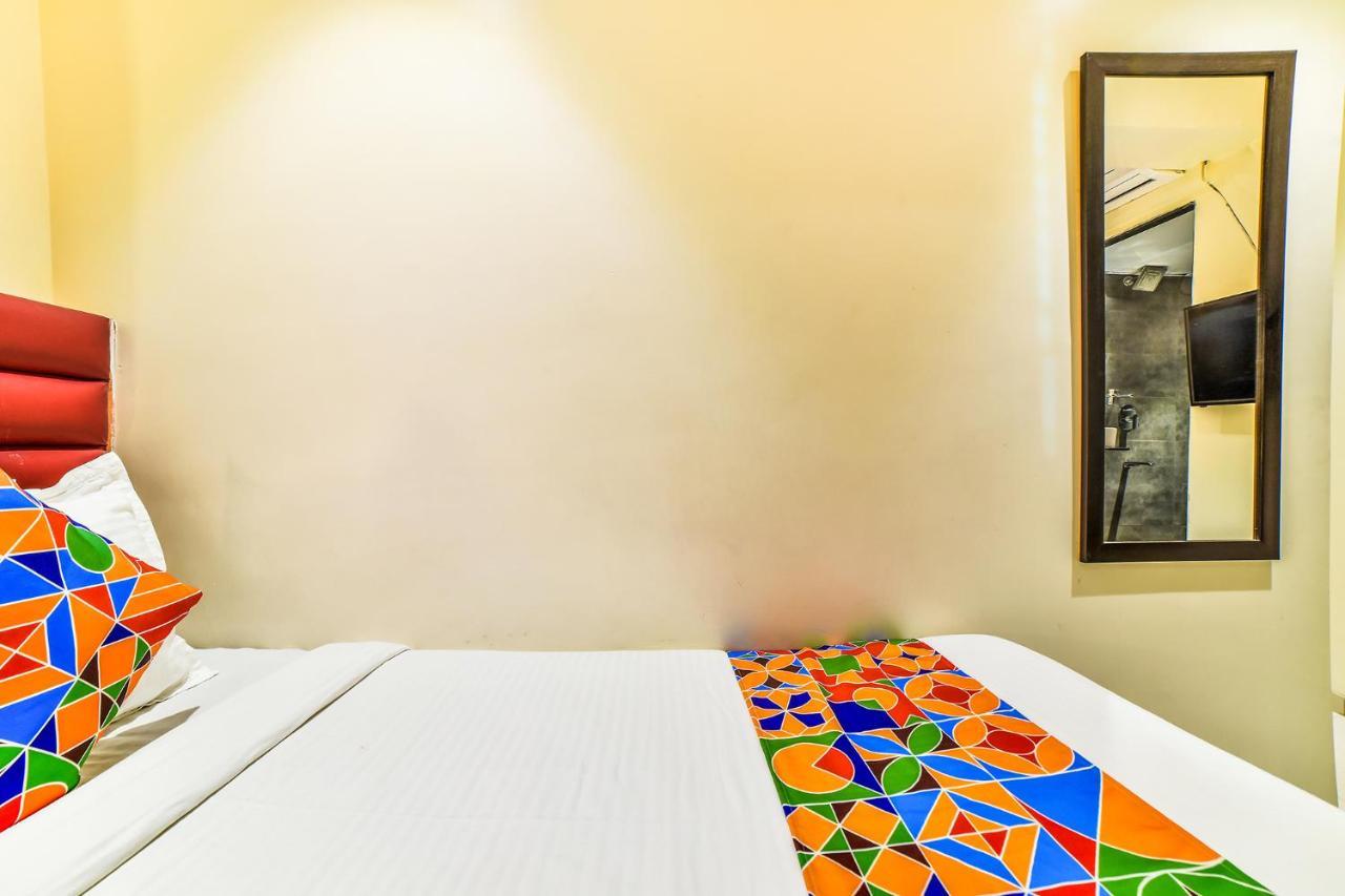 Fabexpress Deluxe Comfort - Nr Kokilaben Hospital Hotel 3*