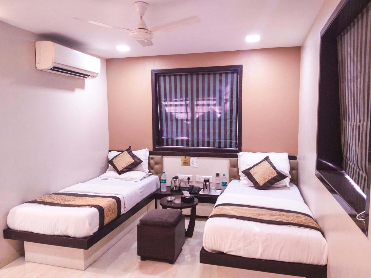 Hotel Colaba Suites - Near Taj Hotel, Mumbai