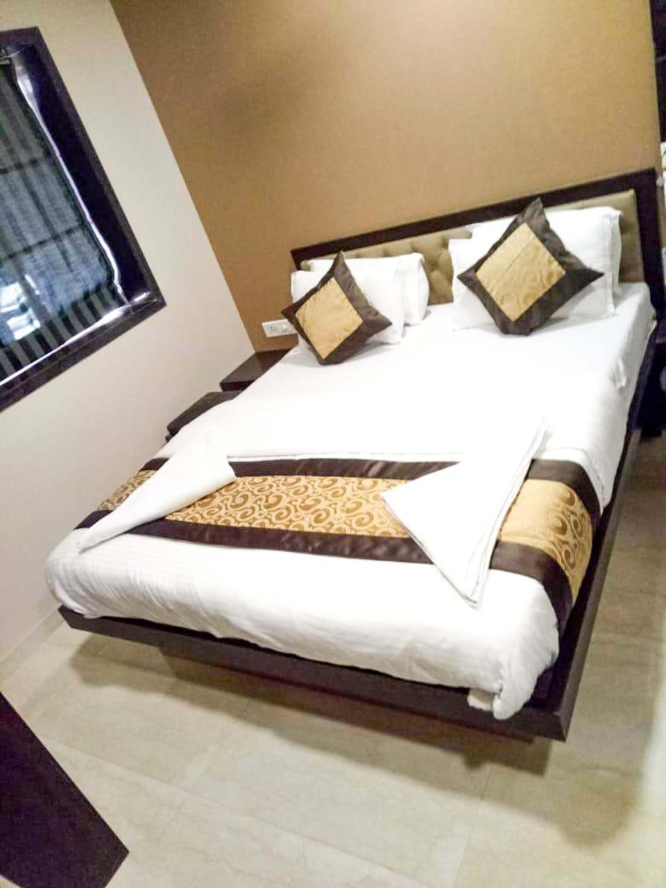 Colaba Suites - Near Taj Hotel, Hotel 3*