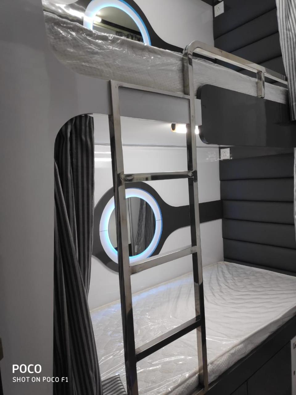 Ocean Hostel Mumbai