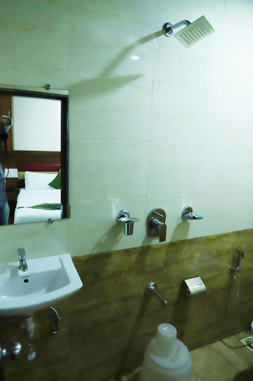 Bed & Breakfast Airport Residency 3*