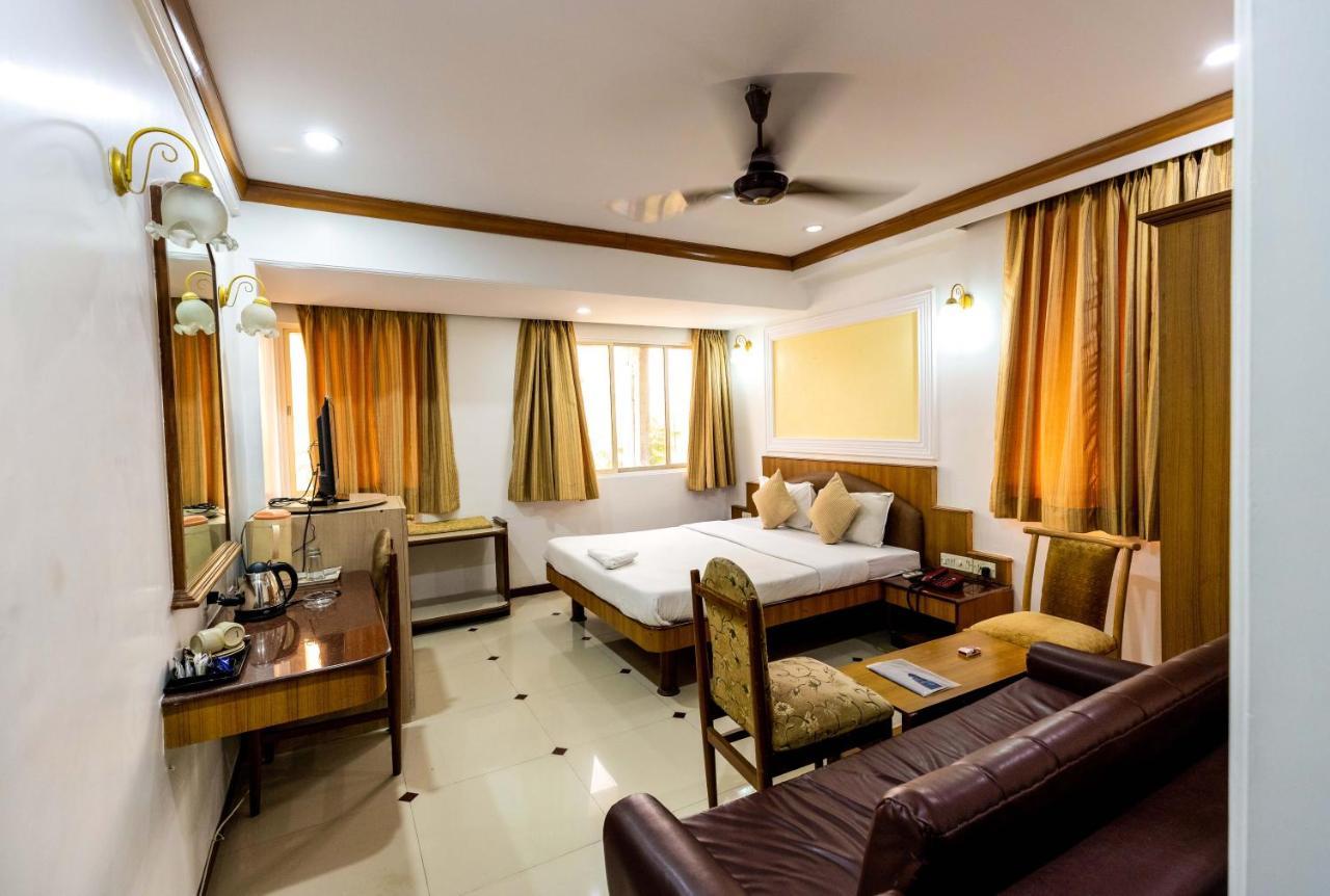 Parklane 3* Mumbai