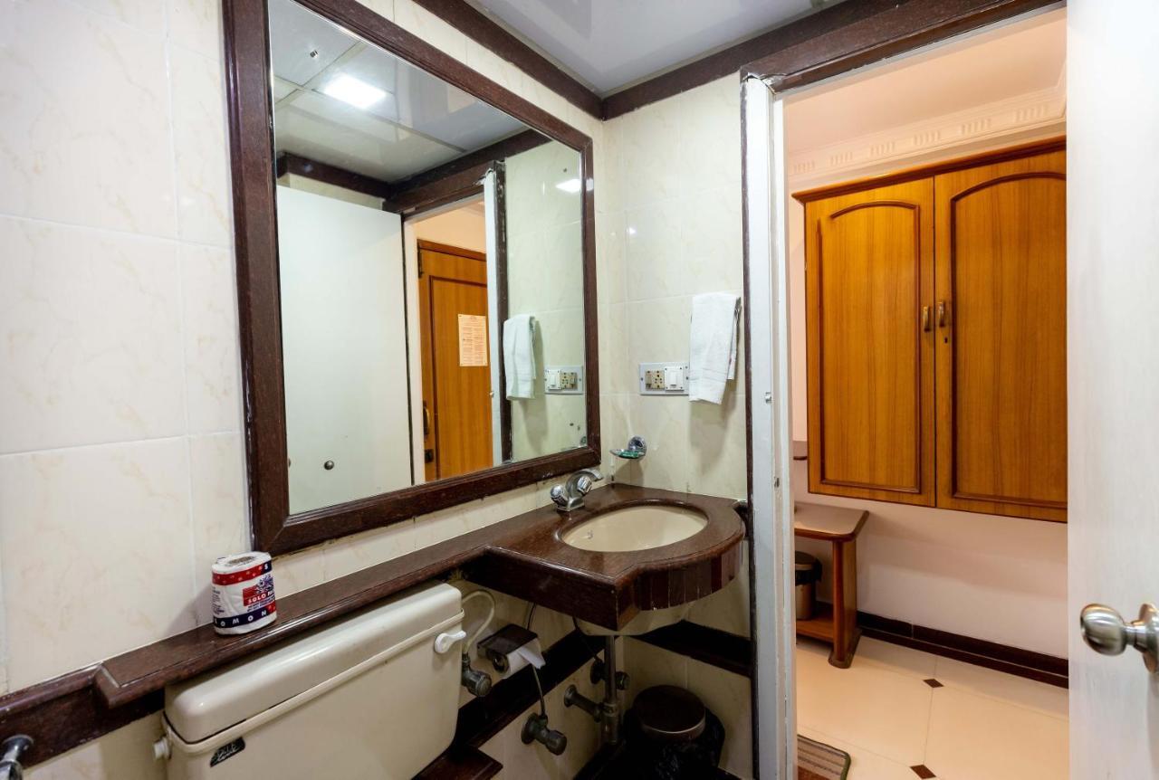 Parklane 3* Mumbai