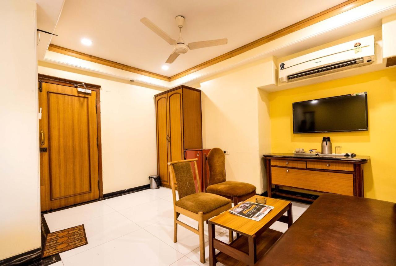Parklane Hotel 3*