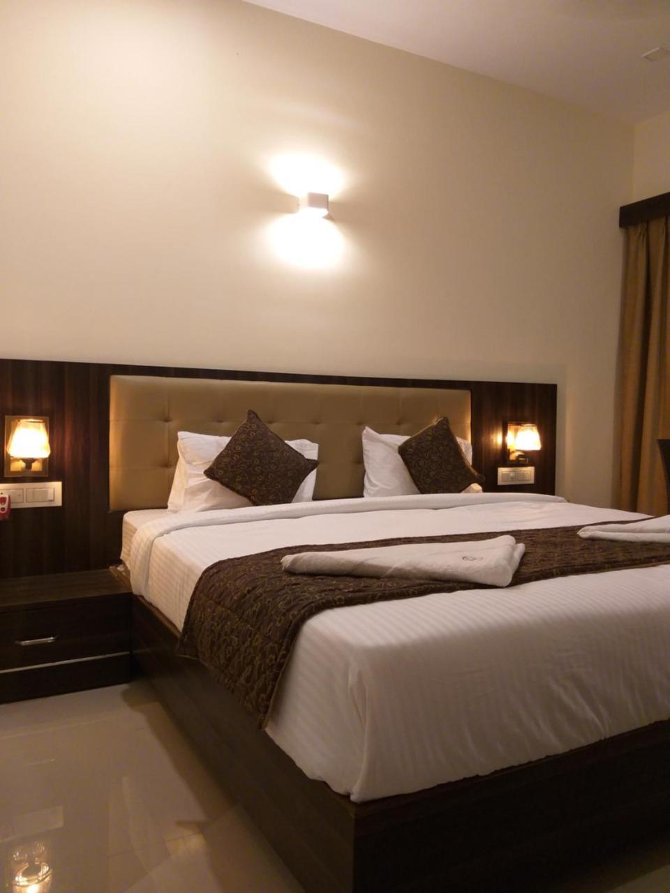Capital O 40321 Harmony Mumbai