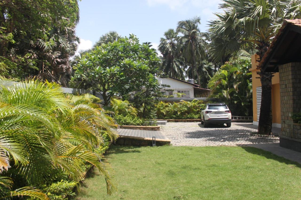 Villa The Yellow House Manori Mumbai