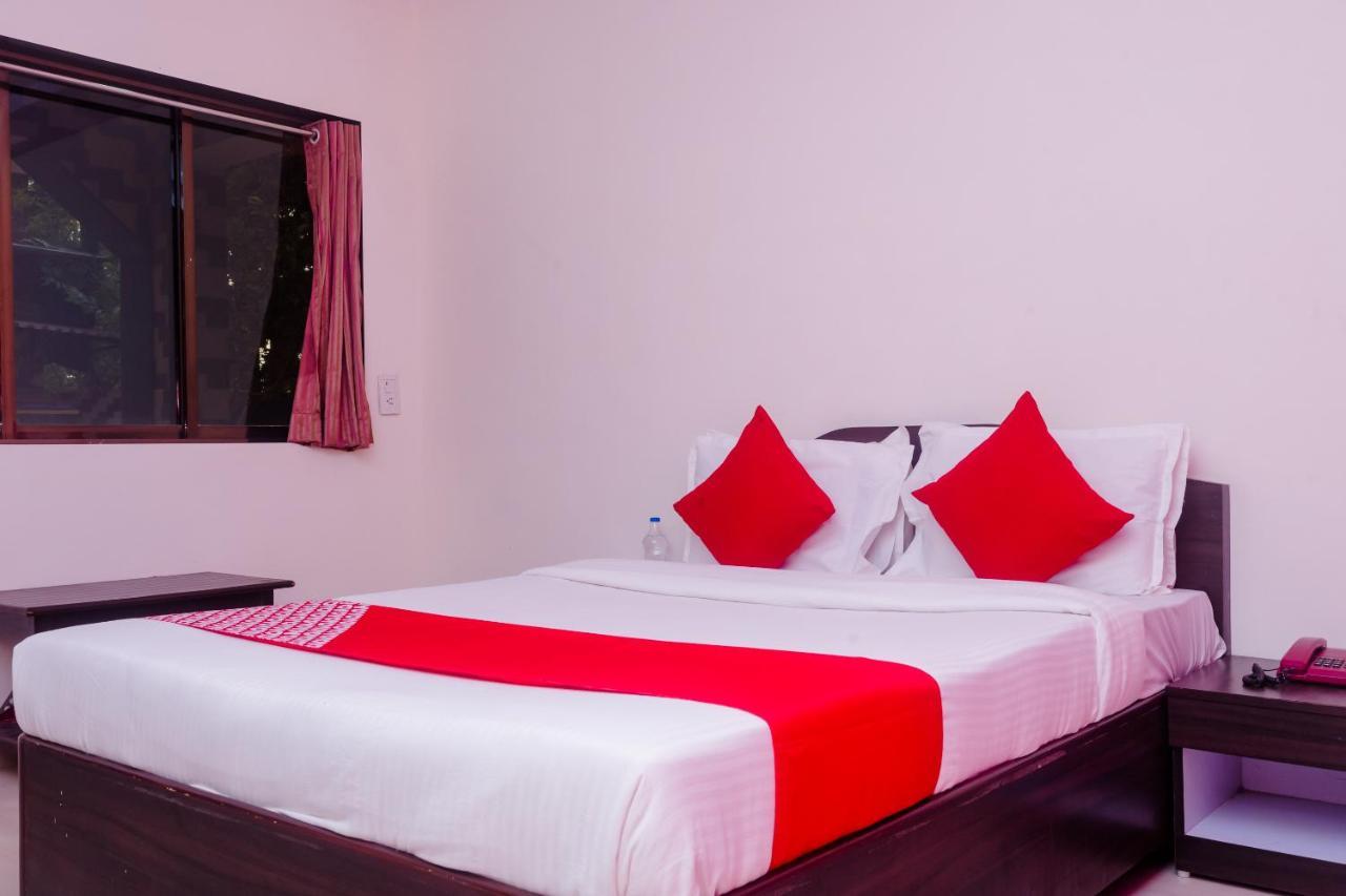 Hotel Manori Corner
