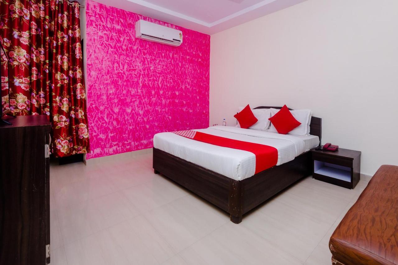 Hotel Manori Corner