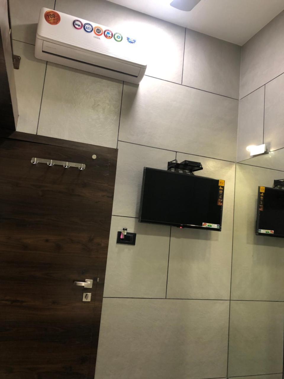 Hotel Dadar Near Station