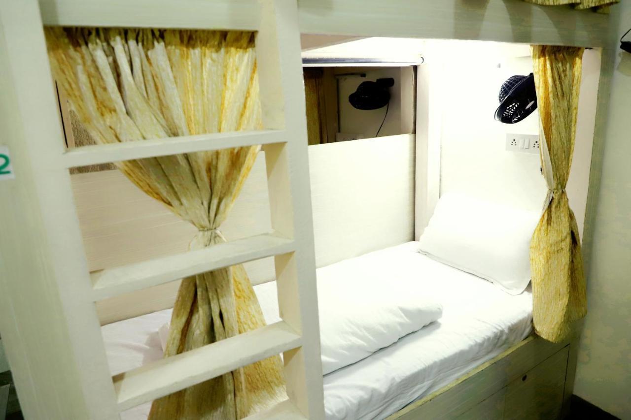 Airport Residency Bed & Breakfast 3*