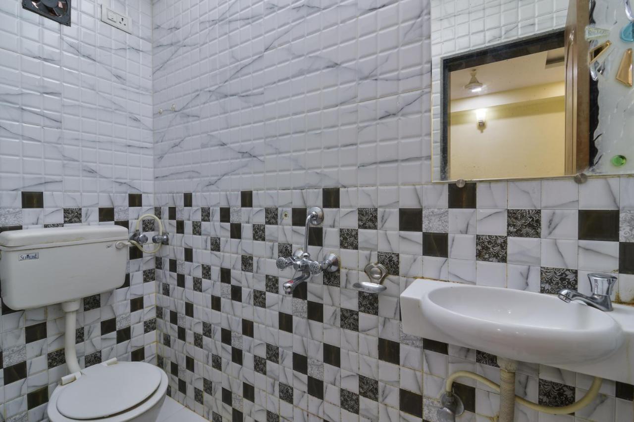 Hotel Aroma- Dadar