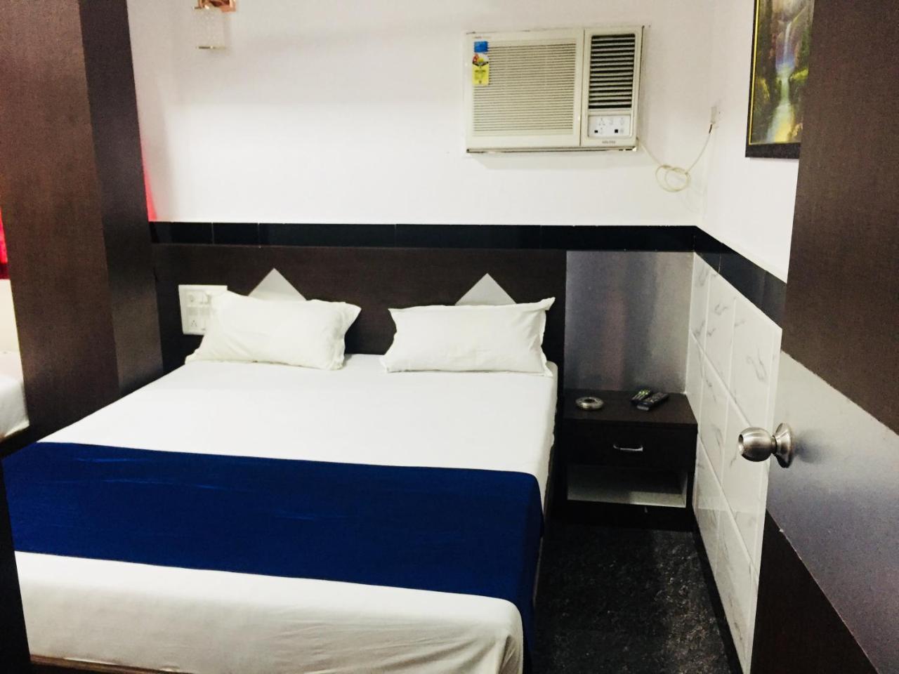 Hotel Ruchit Palace Mumbai