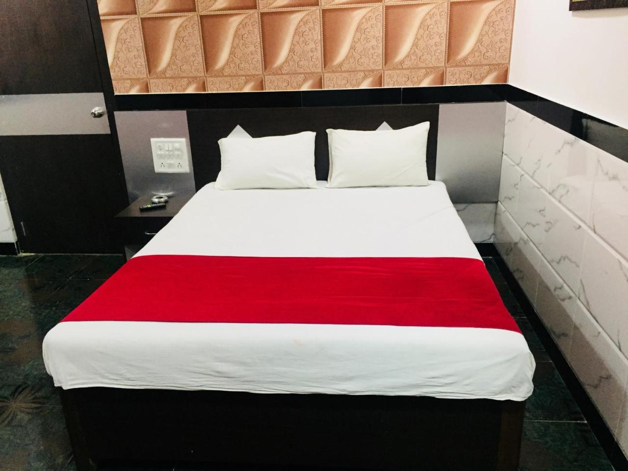 Hotel Ruchit Palace 2*