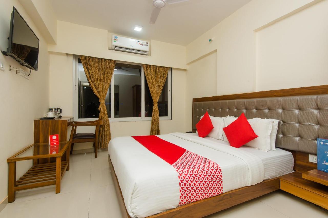 Oyo 11441 Casa Roomz Powai Hotel