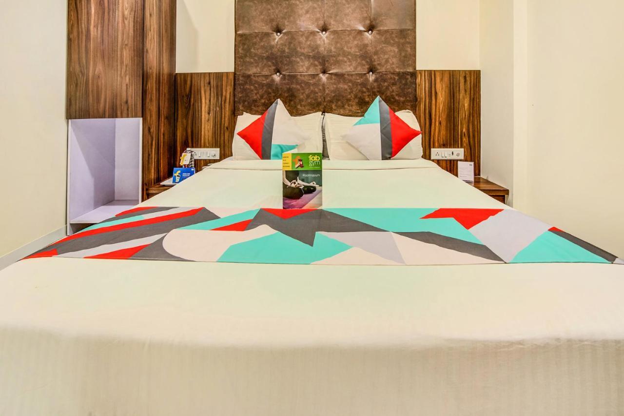 Hotel Fabexpress Garden Park Kurla Mumbai