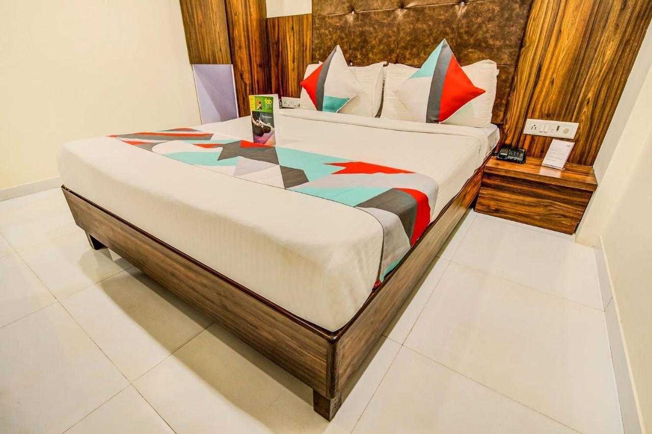 Fabexpress Garden Park Kurla 3*