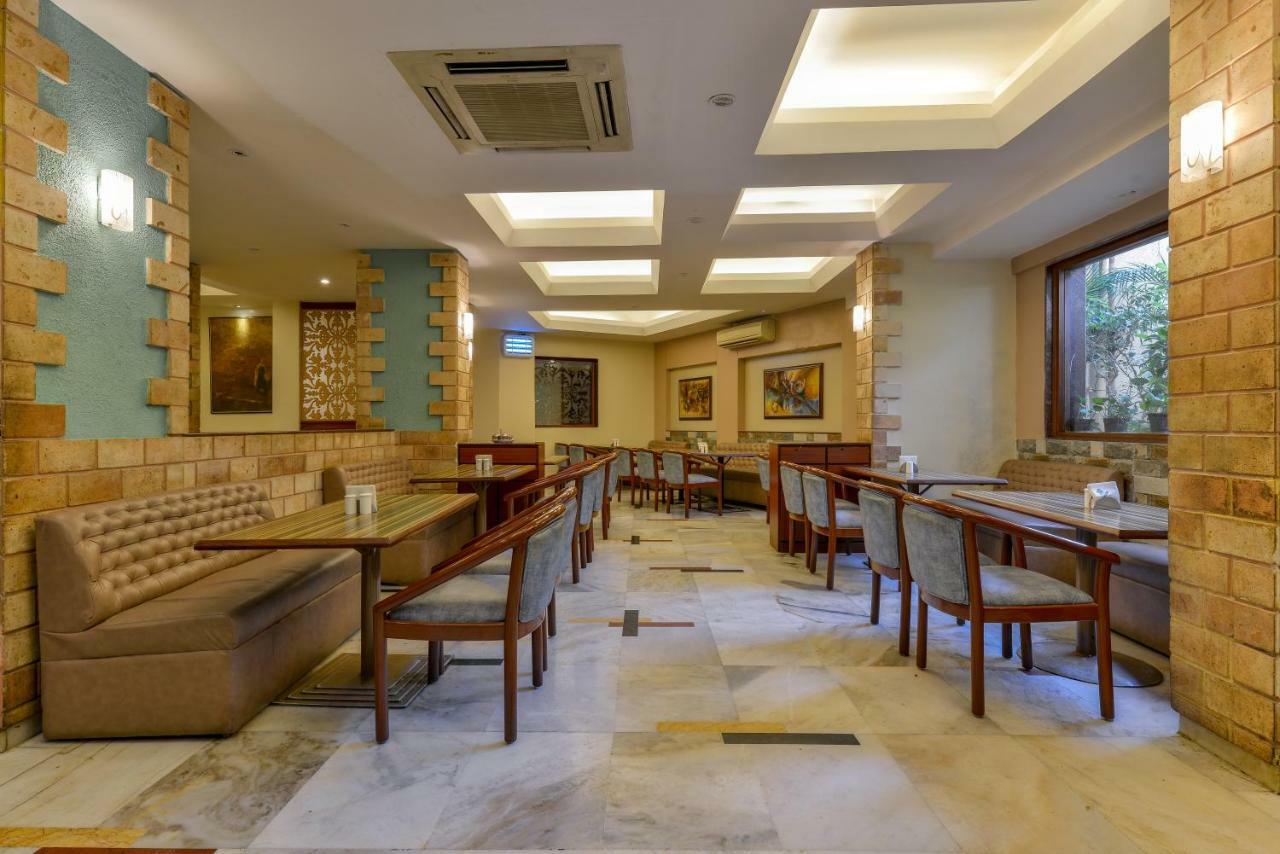 Ajanta 3*