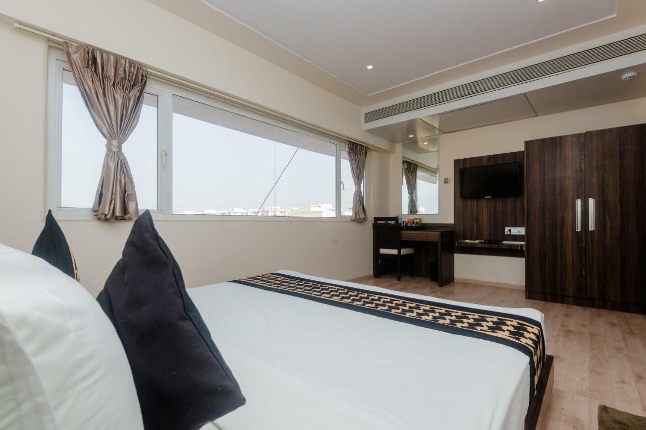 Hotel House Juhu 3*