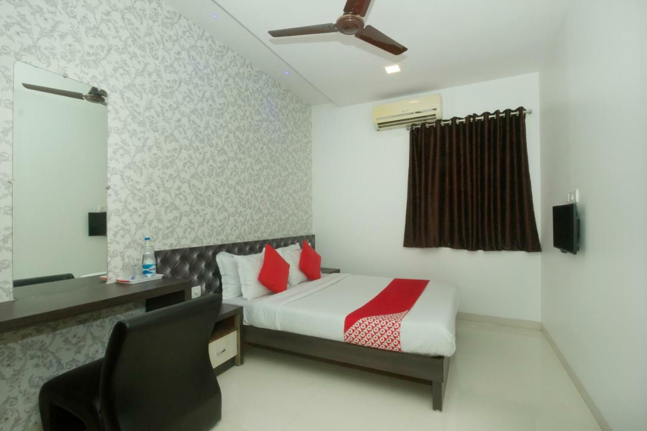 Oyo 19847 Star Residency Mumbai
