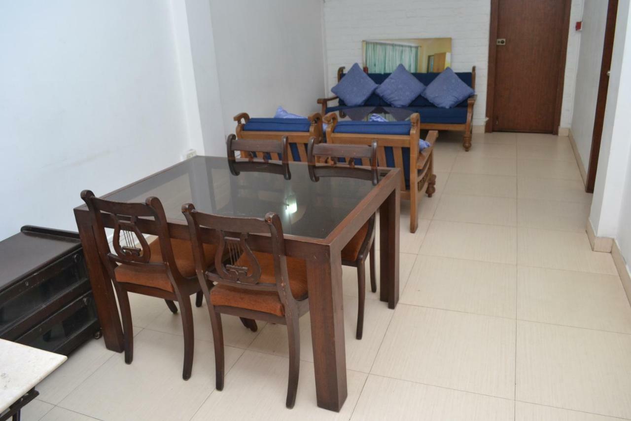 Villa The