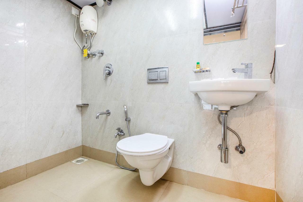 Fabexpress Silver - Nr Bkc Hotel Mumbai