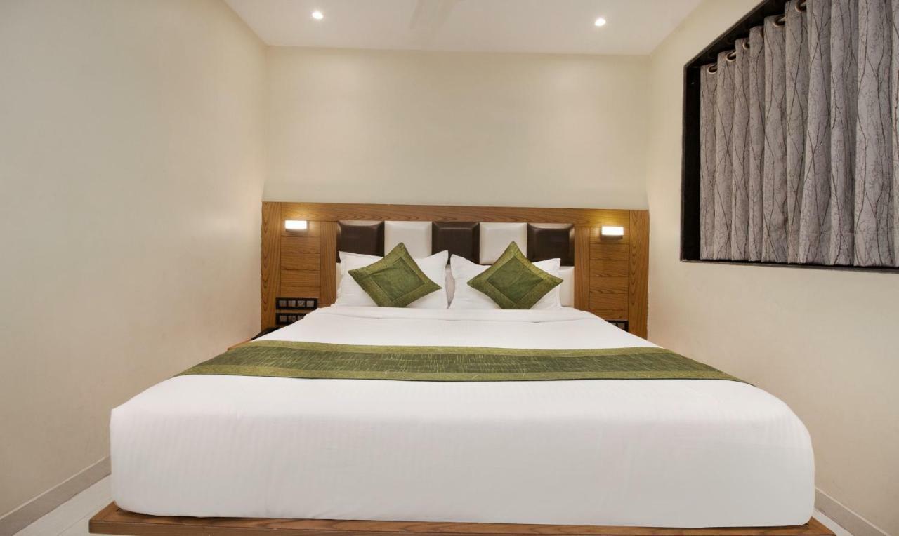 Residency Park Hotel