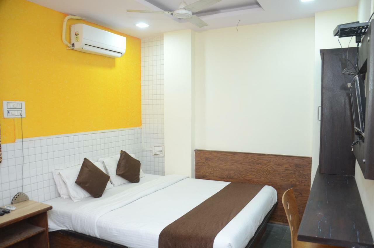 Sai Leela Residency Hotel 2*