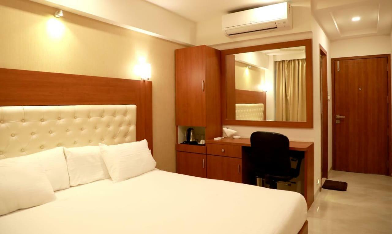 Hotel Lords, 3*