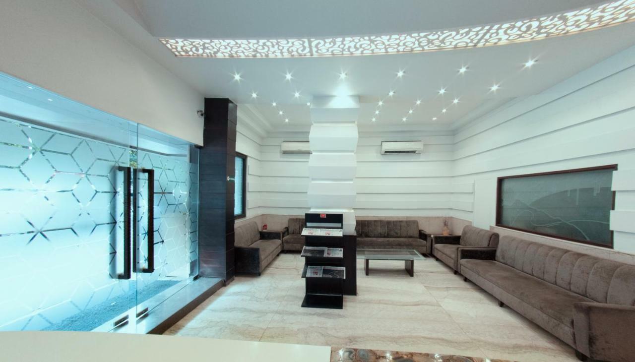 Manama Hotel 3*