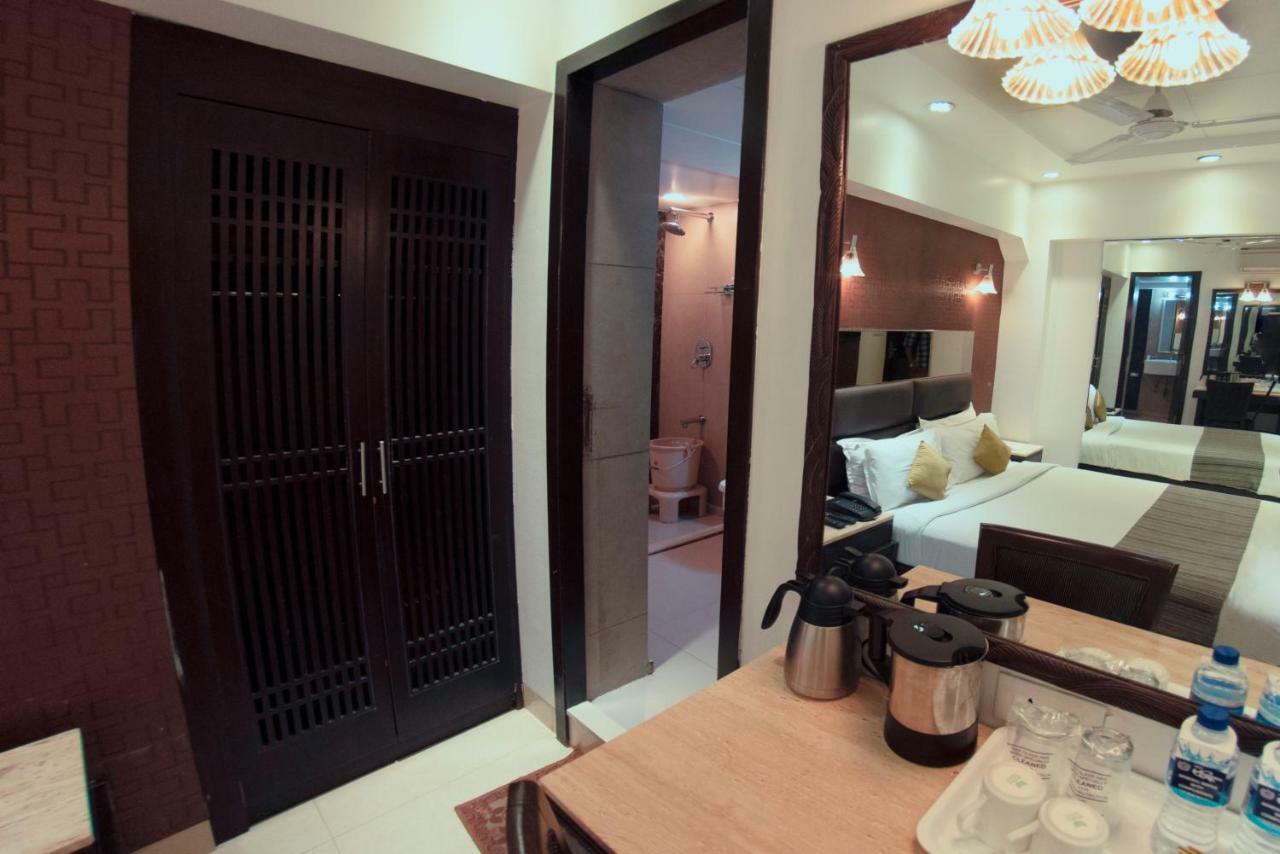 Hotel Manama 3*