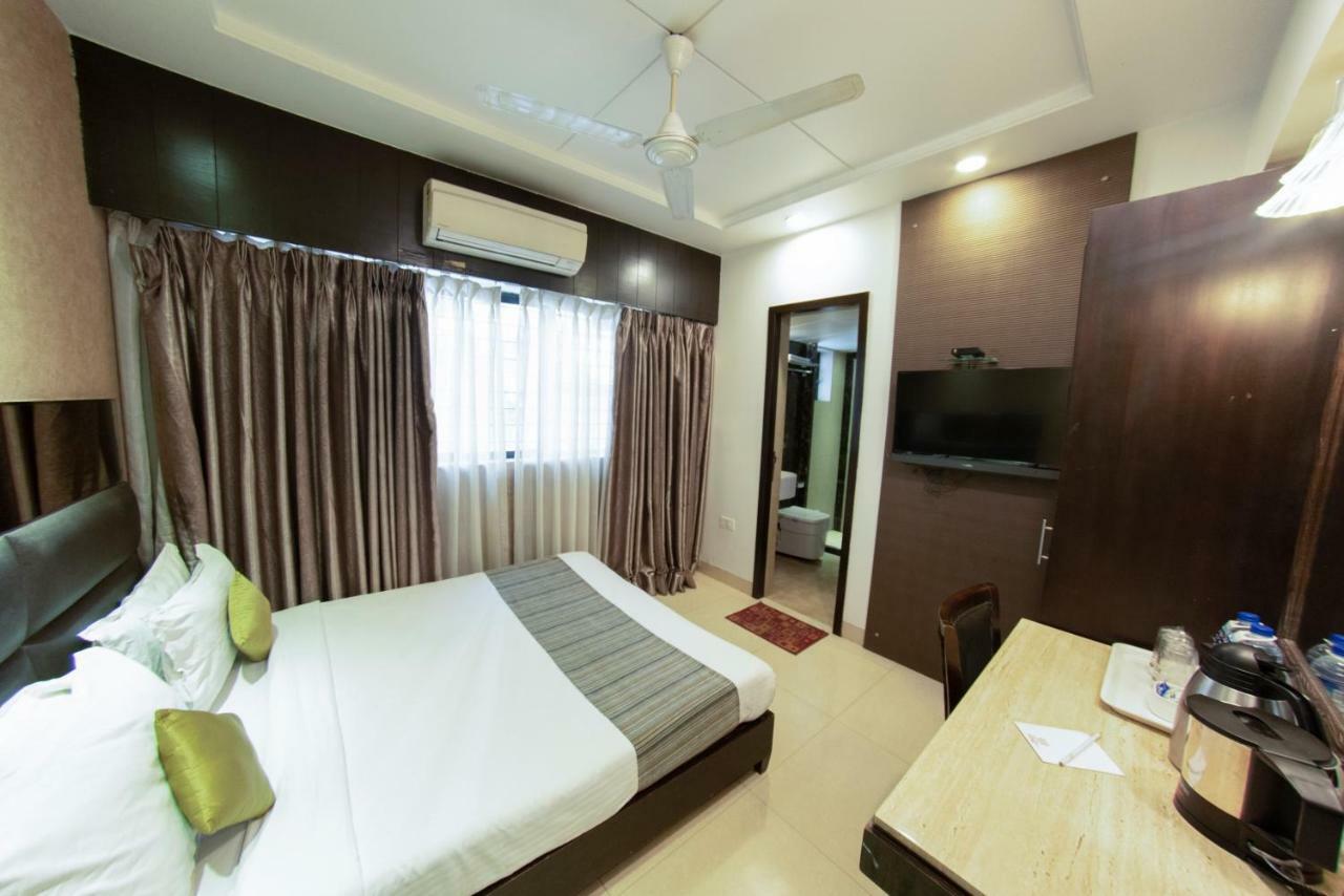 Hotel Manama 3*