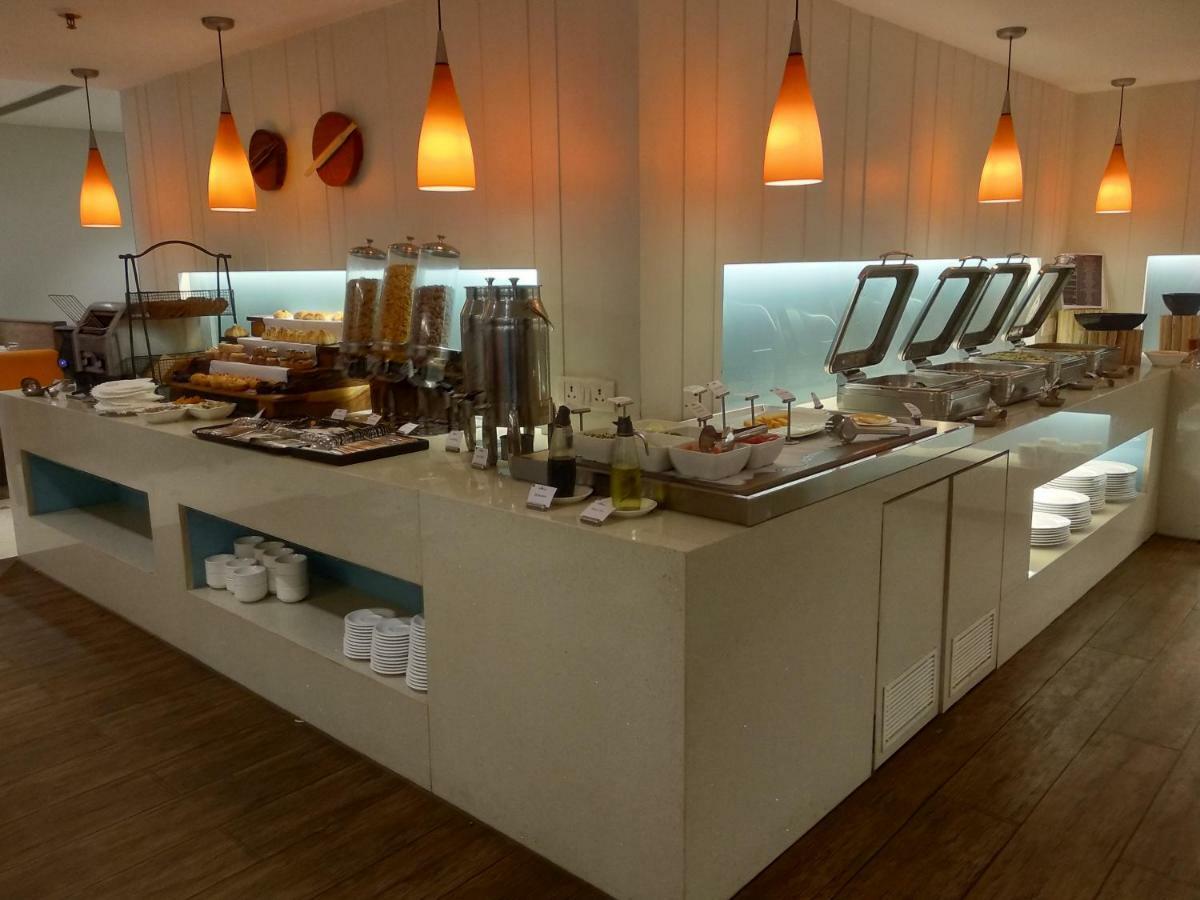 Hotel The & Powai
