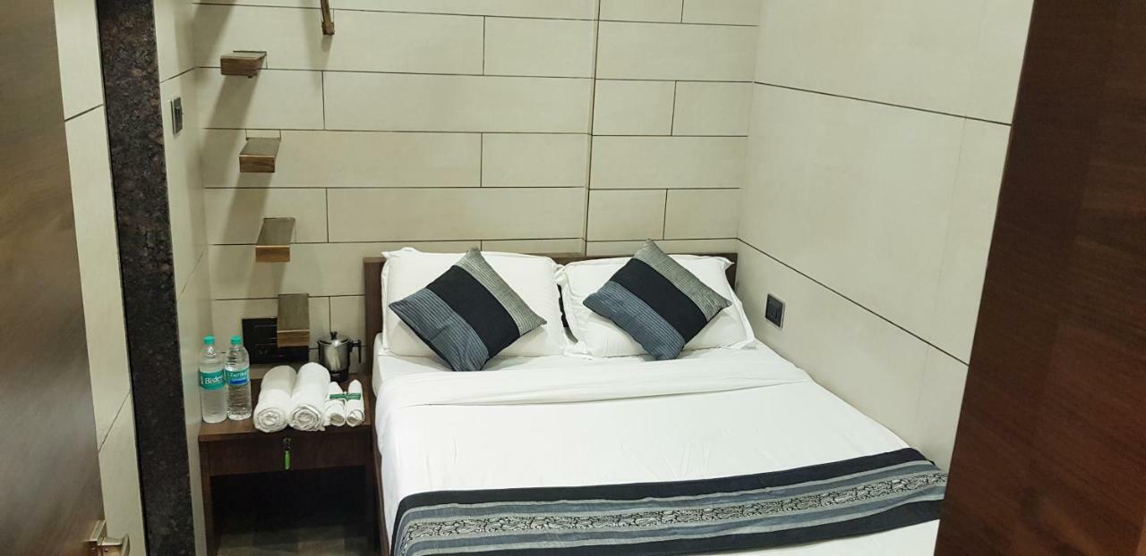 Hotel Dadar Near Station
