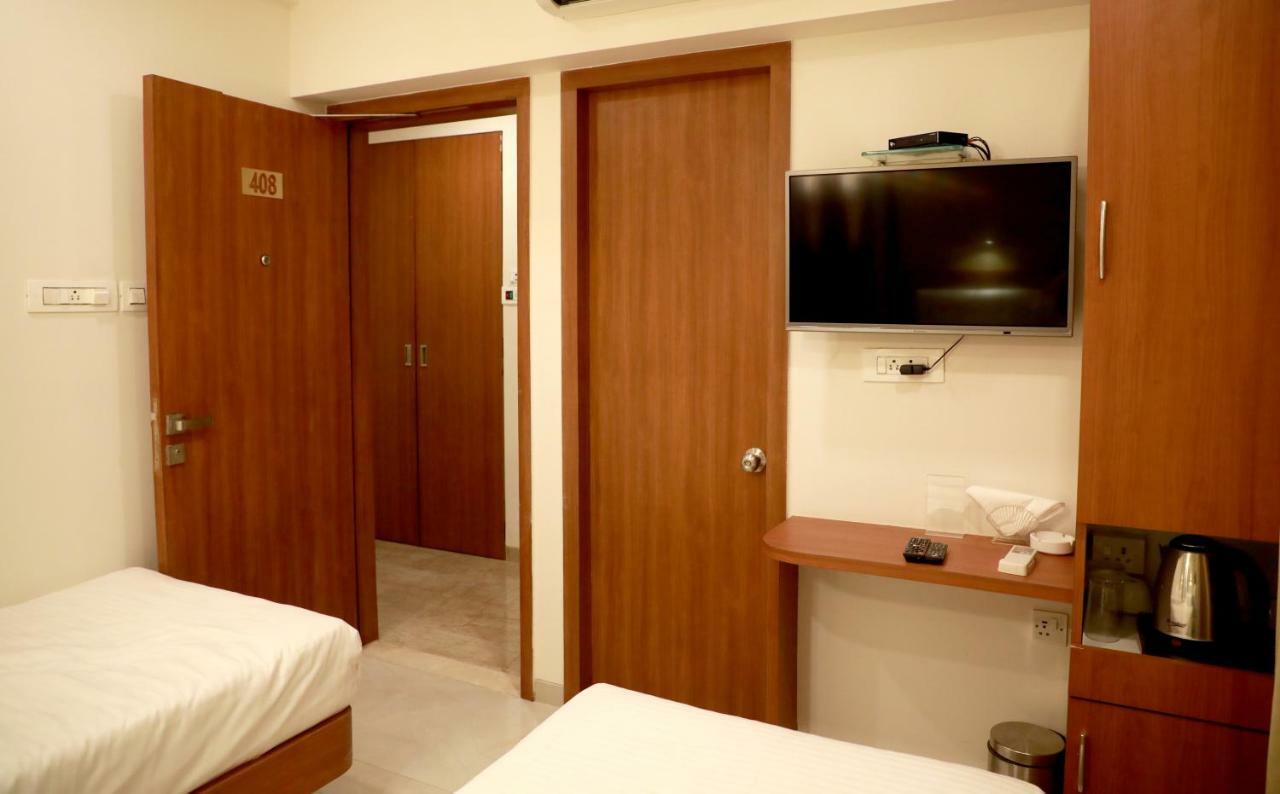 Lords, Mumbai