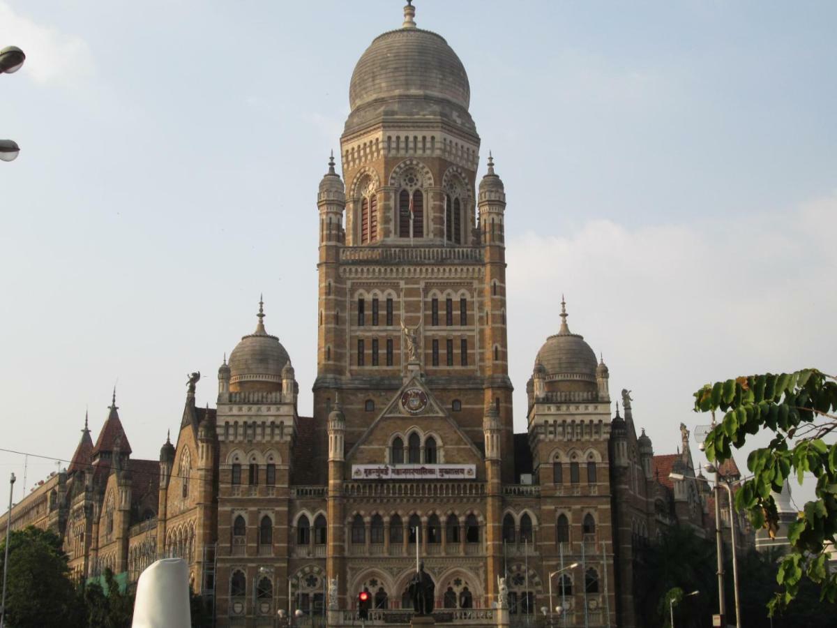 Aman Near Cst Hotel Mumbai