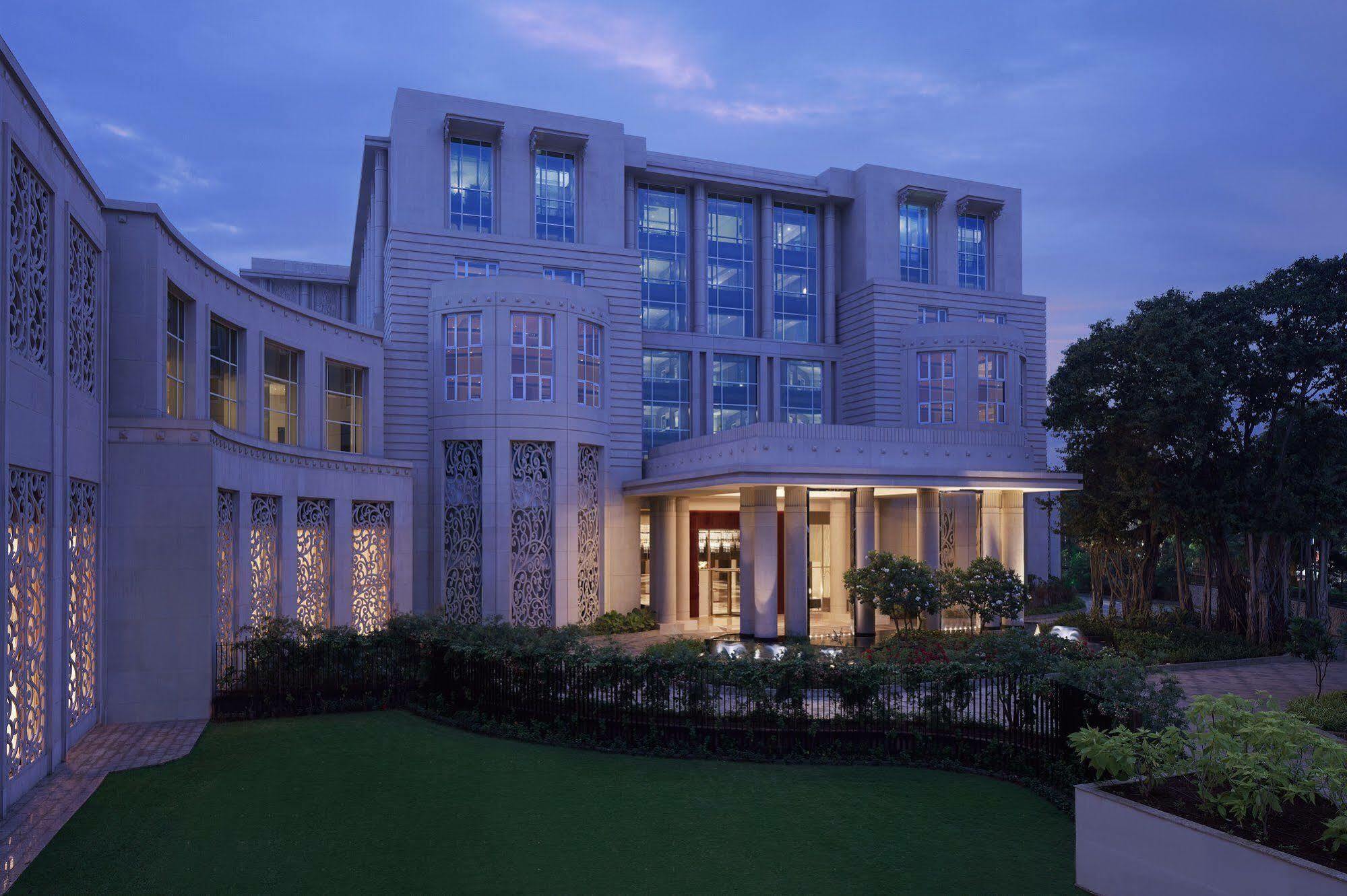 Taj Santacruz Hotel 5*