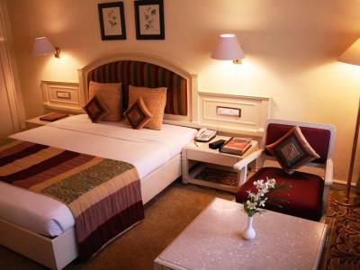 Bawa International Hotel 3*