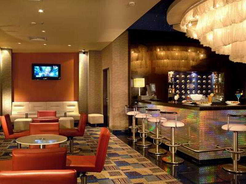 Lemon Tree Premier, Malad,
