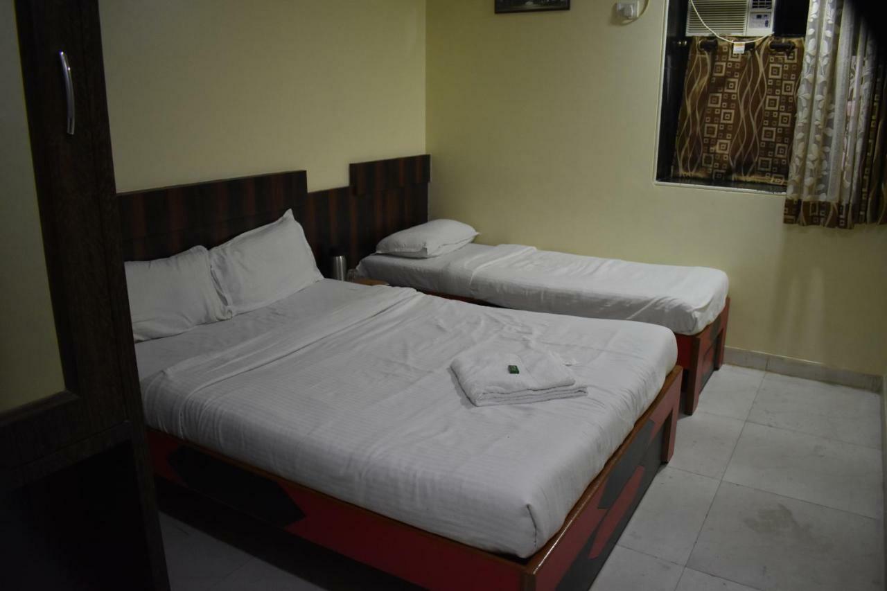 Hotel Sea View - Near Taj Mumbai