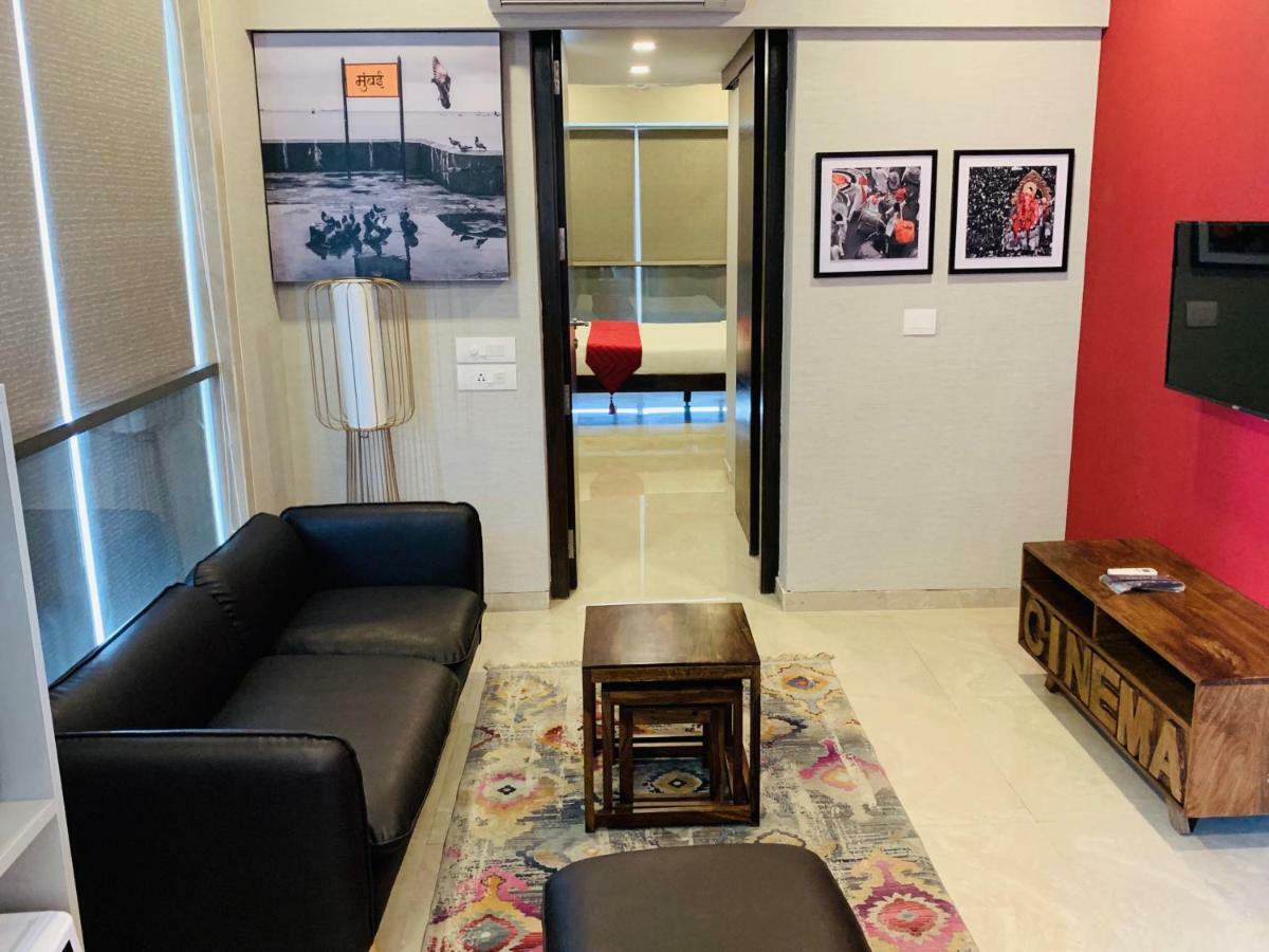 Theory9 Premium Service Khar Apartment