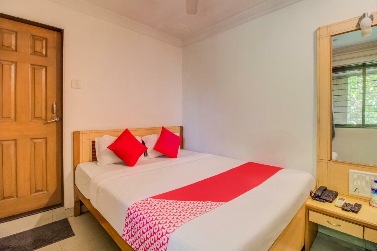 Oyo Flagship 572 Santacruz West Hotel