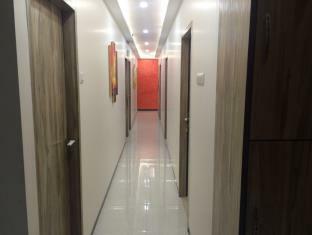 O Blue Pearl Residency Near Chhatrapati Shivaji International Airport Hotel Mumbai